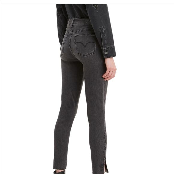 NEW Levis Jeans 711 Skinny Ankle Sculpt Frey Hem Embroidered Black Size 10 - Picture 5 of 8